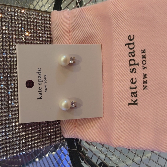 Kate Spade Pearls of Wisdom diamond Stud Earrings new with pouch gift Gold Tone